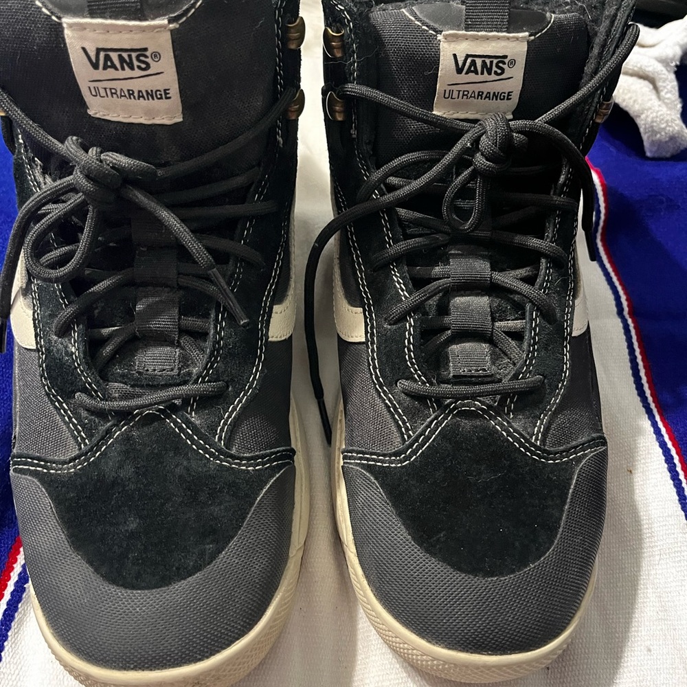 Van’s Mens Tennis Shoes
